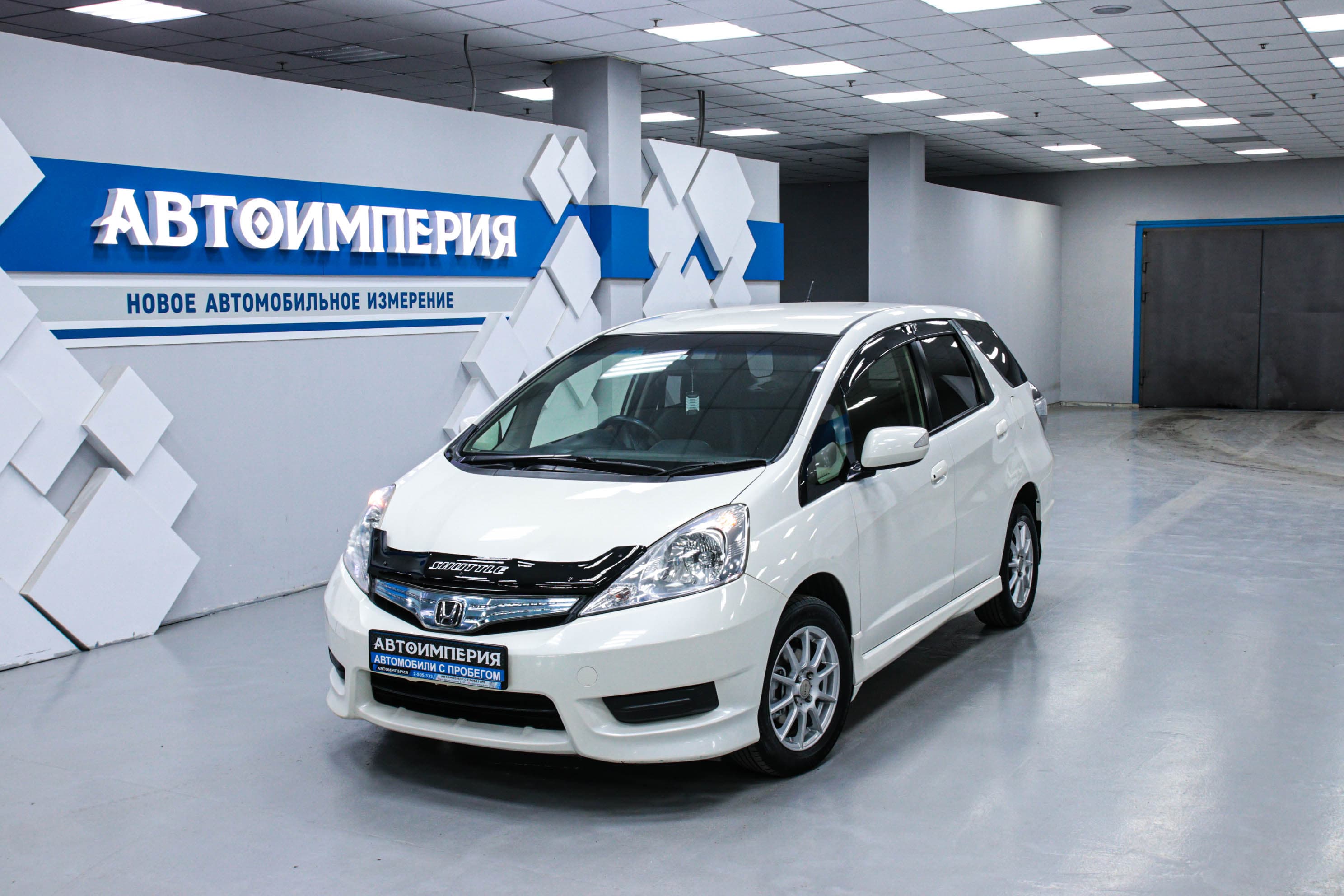 Honda Fit Shuttle 0
